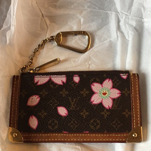 Rare! Louis Vuitton Cherry Blossom (keychain) - Picture 3 of 5